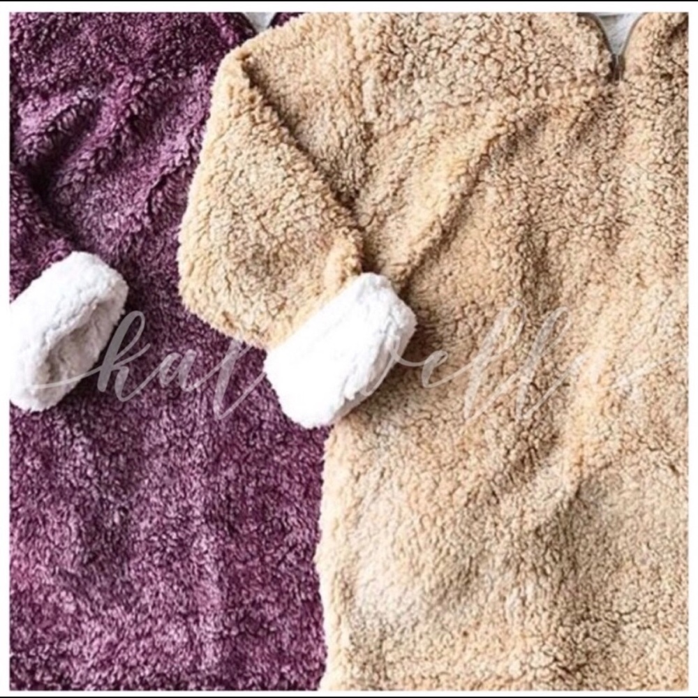 Beige faux Sherpa sweater - Picture 3 of 3